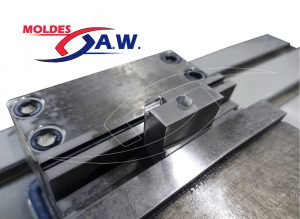 Moldes industrial para inyección de plástico.