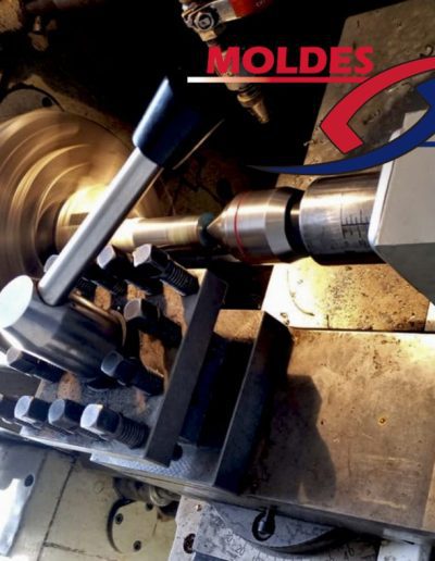 Moldes industrial para inyección de plástico.