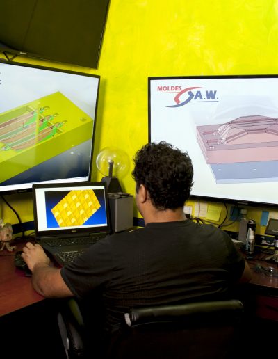 Moldes AW diseño y desarrollo de productos.