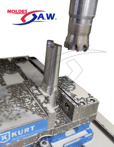 maquinado cnc desbaste molde inyección de plástico desodorante