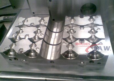 Moldes para inyección de zamak-aluminio