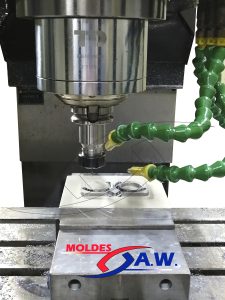 Moldes industrial para inyección de plástico.